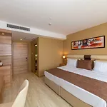 Otel 38
