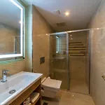 Otel 38