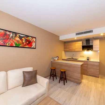 Hotel 38