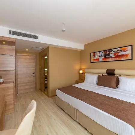 Hotel 38