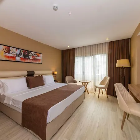 38 4* Istanbulská provincie