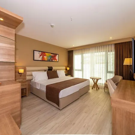38 Hotel 4*