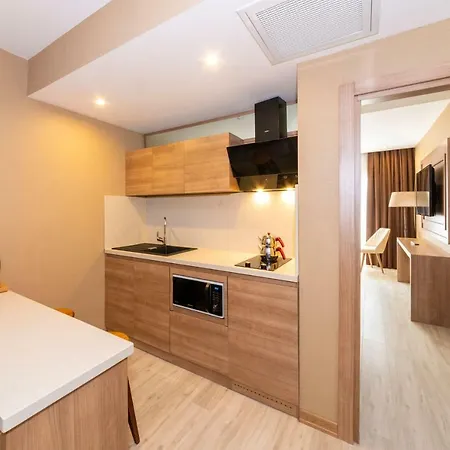 Hotel 38 4*