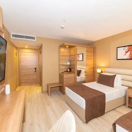 38 Hotel 4*