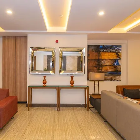 Hotel 38