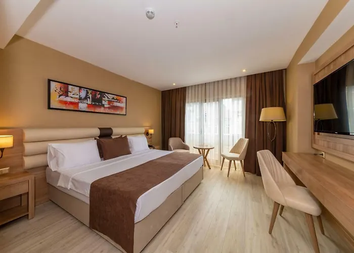 38 4* 伊斯坦布尔