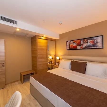 Hotel 38 4*